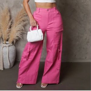 Wide leg cargo pants - pink. Model is wearing size small.